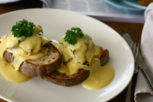 eggs-benedict