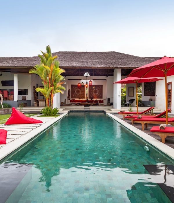 Bali: Should You Stay in a Villa or Resort?